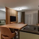 The Fold 3 *